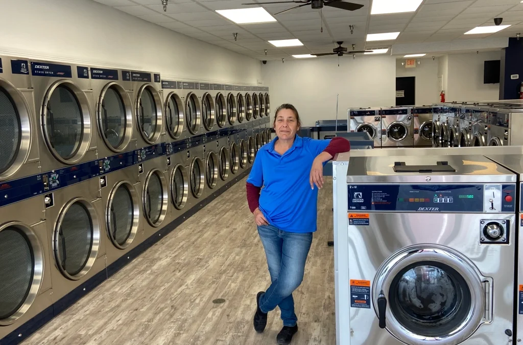 Save Money on Laundry Expenses in Miami with Dove Laundromat