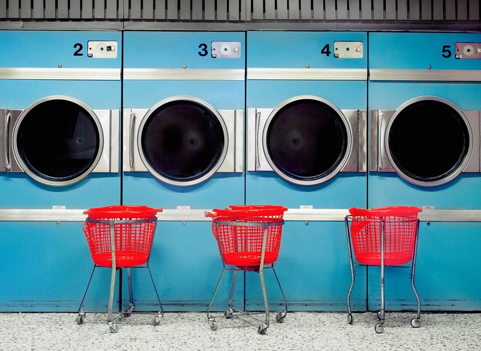retro-laundromat-min